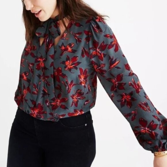 Madewell Silk Wrap Long Sleeve Blouse in Winter Floral Orchid - Picture 10 of 11